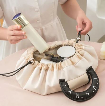 Sac de Maquillage à Cordon — Pratique & Stylé
