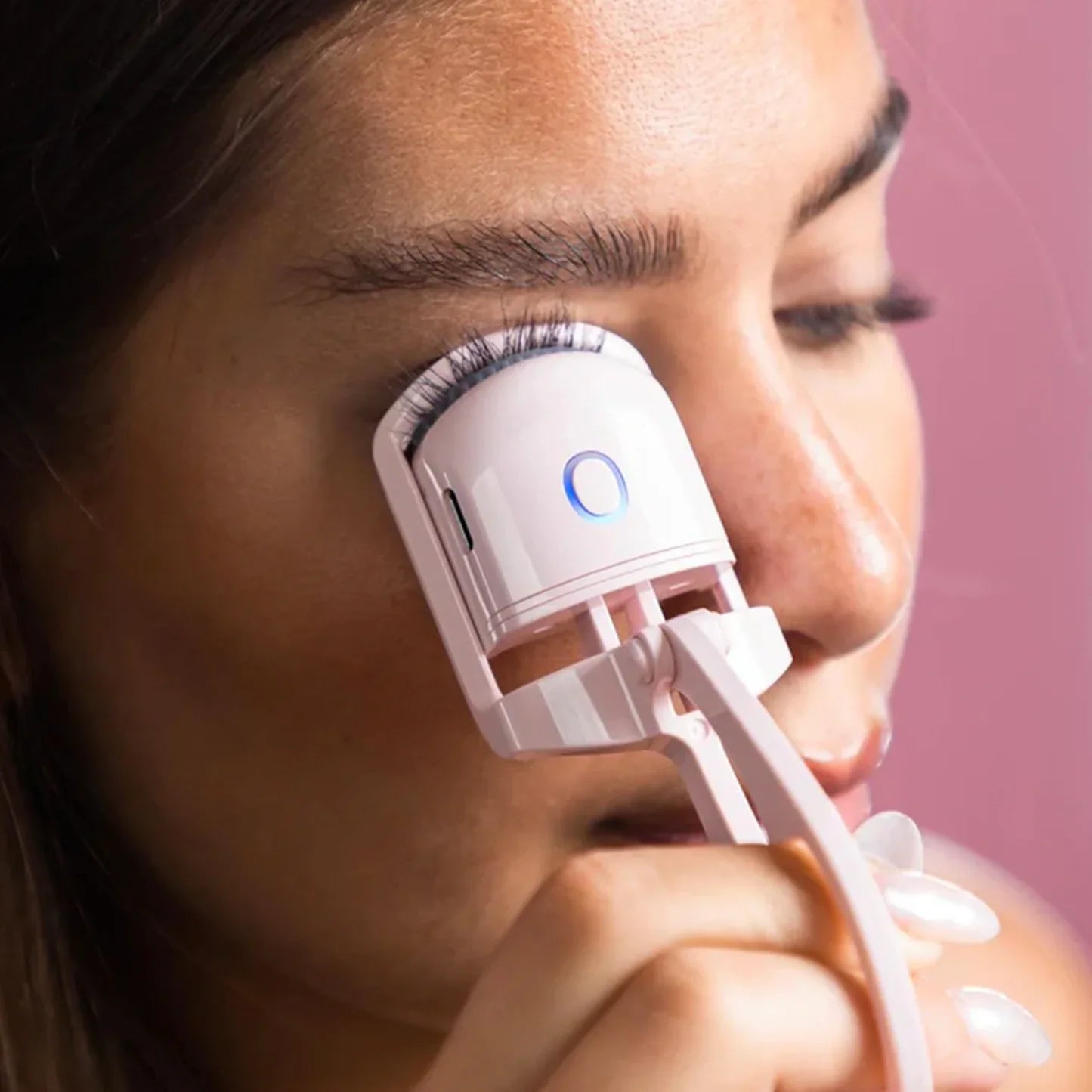 Recourbe-Cils Chauffant — Regard Ouvert & Intense